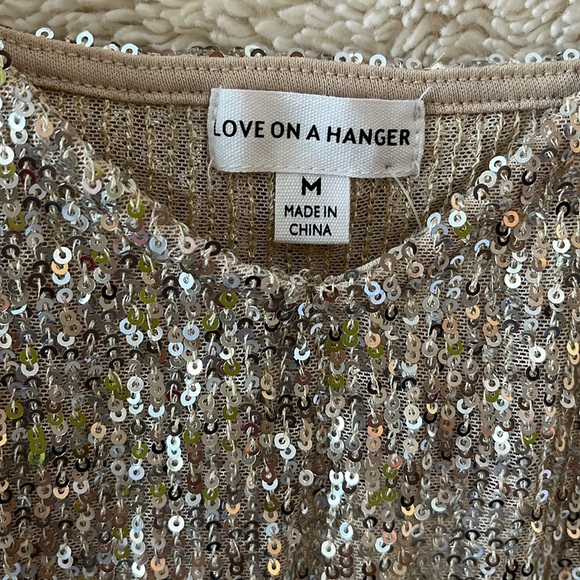 Love on a Hanger - Picture 2 of 4